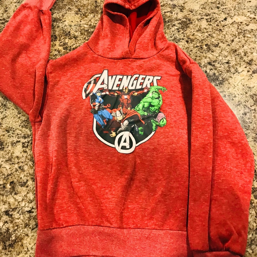 AVENGERS SWEATSHIRT